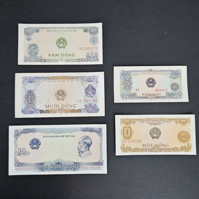 Bộ 5 Tiền Xưa Việt Nam 1976